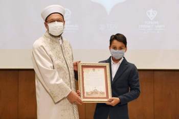 Kur’An-I Kerim’İ Güzel Okuma Yarışması 10-13 Yaş Erkek Çocuklar Birincisi Kütahya’Dan
