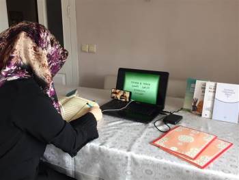 Kur’An-I Kerim Kursu Eğitimini Online Devam Ediyor
