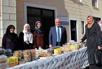 Kur’An Kurslarına Destek Amaçlı Bir Araya Geldiler
