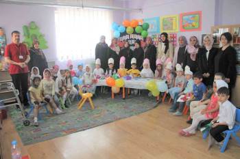 Kur’An Kursu Öğrencilerine Mezuniyet Programı
