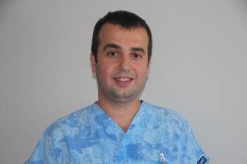 Kurban Kesme Ve Parçalamayı Ehline Bırakın
