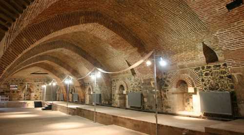 KURŞUNLU KÜLLİYESİ HAYAT VERİYOR