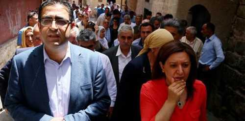 KÜRT VATANDAŞLARDAN HDP'YE TEPKİ