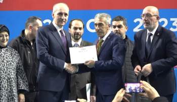 Kurtulmuş, Kütahya’Da ’Genişletilmiş İl Danışma Meclisi Toplantısı Ve Vefa Buluşmaları’ Programına Katıldı
