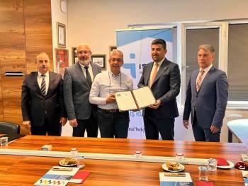 Kütahya 30 Ağustos Osb Yatırımcısı İle İş-Kur Arasında İşbirliği Protokolü
