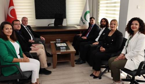 Kütahya Belediye Başkanı Eyüp Kahveci, Yeşilay’a destek verdi