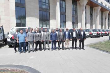 Kütahya Belediyesi’Nde Kiralık Araç Dönemi Sona Erdi
