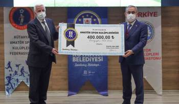 Kütahya Belediyesi’Nden 66 Amatör Spor Kulübüne 400 Bin Tl’Lik Nakdi Yardım

