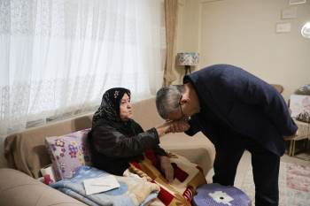 Kütahya Belediyesinden Hasta Yatağı Desteği
