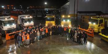 Kütahya Belediyesinin Karla Mücadele Ekipleri Sahada
