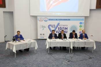 Kütahya’Da ’15 Temmuz Darbe Girişiminin Sosyopolitik Analizi’ Konulu Panel
