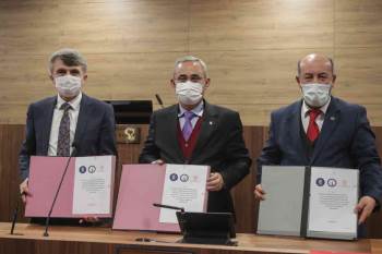 Kütahya’Da "Belediye Üniversite El Ele, Kütahya İçin Güçlü Bir Geleceğe" Projesi
