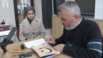 Kütahya’Da ’Hüsn-İ Hat Kursu’Na İlgi
