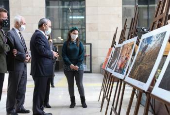 Kütahya’Da ’İşte Kadın’ Konulu Fotoğraf Sergisi
