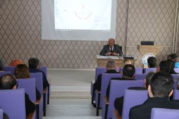 Kütahya’Da “Öğretmenlik Uygulaması Ve Okul Deneyimi Çalışmaları” Konulu Toplantı
