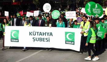 Kütahya’Da ’Sağlık İçin Bir Adım At’ Kortej Yürüyüşü
