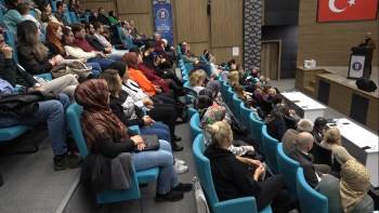 Kütahya’Da ’Sonbaharda Şiir Ve Müzik’ Etkinliği
