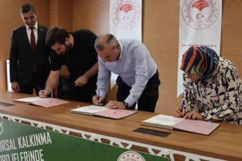 Kütahya’Da 103 Projeye 75 Milyon Tl’Lik Hibe
