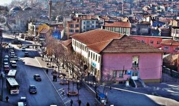 Kütahya’Da 1937 Yılında Yapılan 30 Ağustos Ortaokulu Binası Yıkılıyor
