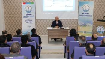 Kütahya’Da 2023 Eğitim Vizyonu Değerlendirme Toplantısı
