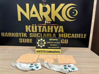 Kütahya’Da 3 Bin 844 İçimlik Kağıda Emdirilmiş Bonzai Ele Geçirildi, 2 Kişi Tutuklandı
