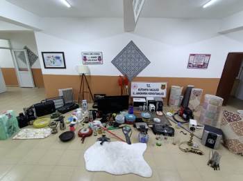 Kütahya’Da 3 Hırsızlık Zanlısı Yakalandı
