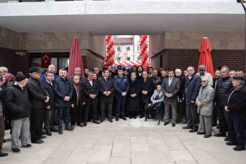 Kütahya’Da 30 Ağustos İş Merkezi Ve Zanaat Çarşısı Hizmete Sunuldu
