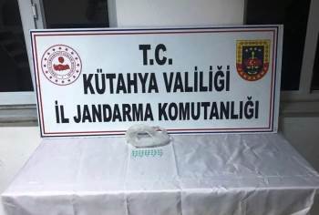 Kütahya’Da 35 Uyuşturucu Hap Ele Geçirildi
