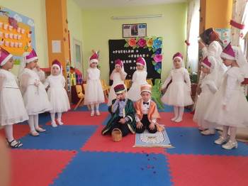 Kütahya’Da 4-6 Yaş Kur’An Kursu Öğrencileri Kur’An-I Kerime Geçti
