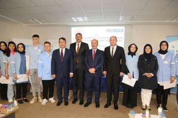 Kütahya’Da 800 Kişiye Yeni İstihdam
