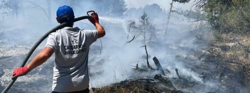 Kütahya'da alevlere havadan ve karadan müdahale