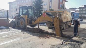 Kütahya’Da Alt Yapı Sorunları Çözüme Kavuşuyor
