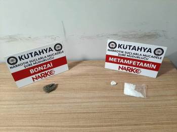 Kütahya’Da Araçlarında Uyuşturucu İle Yakalanan 2 Kişi Gözaltına Alındı
