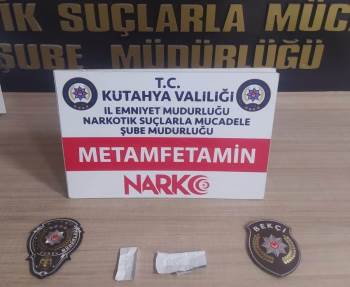 Kütahya’Da Bekçiler 1 Kişinin Üzerinde Uyuşturucu Ele Geçirdi
