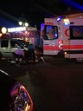 Kütahya’Da Bıçaklı Kavga: 3 Yaralı
