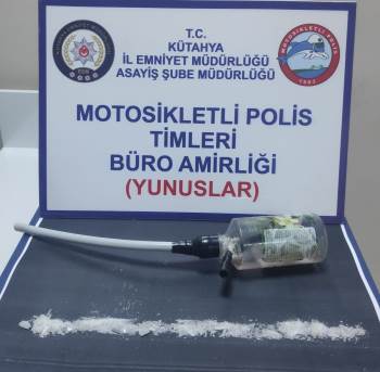 Kütahya’Da Bir Araçta Uyuşturucu Ele Geçirildi
