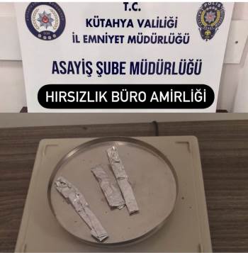 Kütahya’Da Bir Kişinin Üzerinde Uyuşturucu Ele Geçirildi
