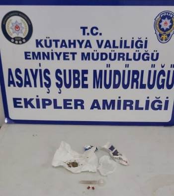 Kütahya’Da Bir Kişinin Üzerinde Uyuşturucu Ele Geçirildi
