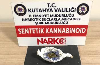 Kütahya’Da Bir Şahsın Üzerinde Uyuşturucu Ele Geçirildi
