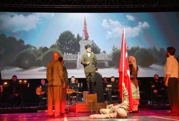 Kütahya’Da Büyük Zafer’İn Destansı Öyküsü Sahnelendi
