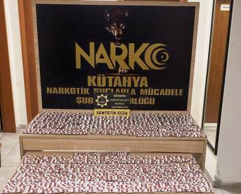 Kütahya’Da Çantasında Uyuşturucu Hap Ele Geçirilen Yolcu Tutuklandı
