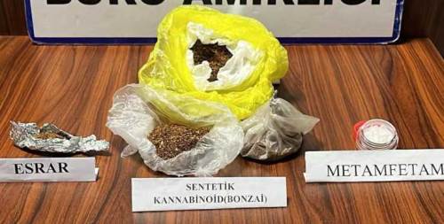 Kütahya'da cezaevi firarisi uyuşturucuyla yakalandı