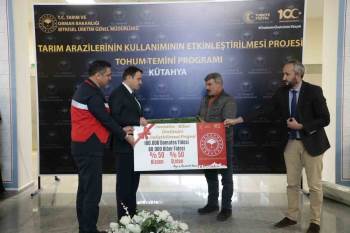 Kütahya’Da Çiftçilere Tohum Desteği
