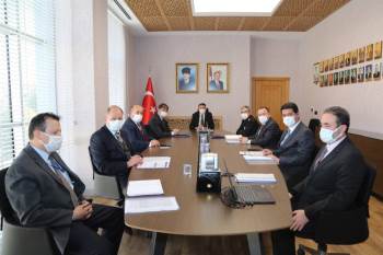 Kütahya’Da Covid-19 Tedbirleri Değerlendirildi
