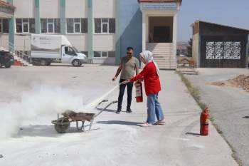 Kütahya’Da Deprem, Yangın Ve Bina Tahliye Tatbikatı
