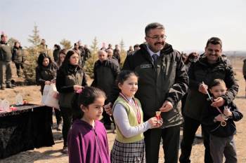 Kütahya’Da Dereceye Giren Öğrenciler Ödüllendirildi
