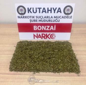 Kütahya’Da Durdurulan Araçta Uyuşturucu Ele Geçirildi
