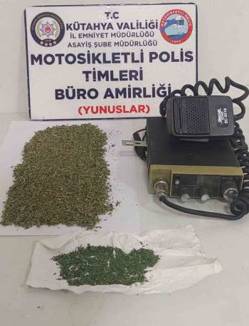 Kütahya’Da Ehliyetsiz Sürücünün Aracında Uyuşturucu Ele Geçirildi
