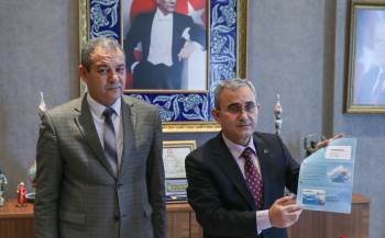 Kütahya’Da Esnafa Bereket Kart Desteği
