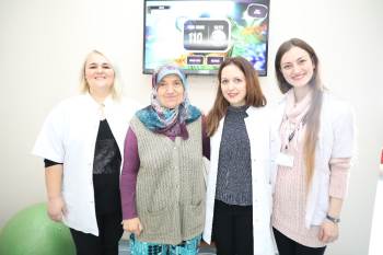 Kütahya’Da Gördüğü Tedaviyle Tekerlekli Sandalyeden Kurtuldu
